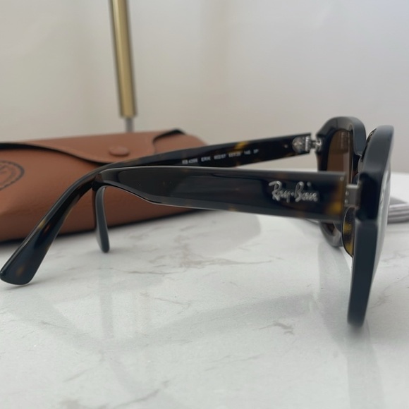 NWT Ray Ban NEW WAYFARER CLASSIC Sunglasses Polarized Polished Tortoise Brown